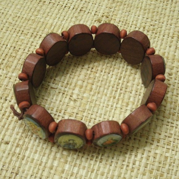 Handmade Wood Religious Pictures Bracelet - Picture 7 of 16
